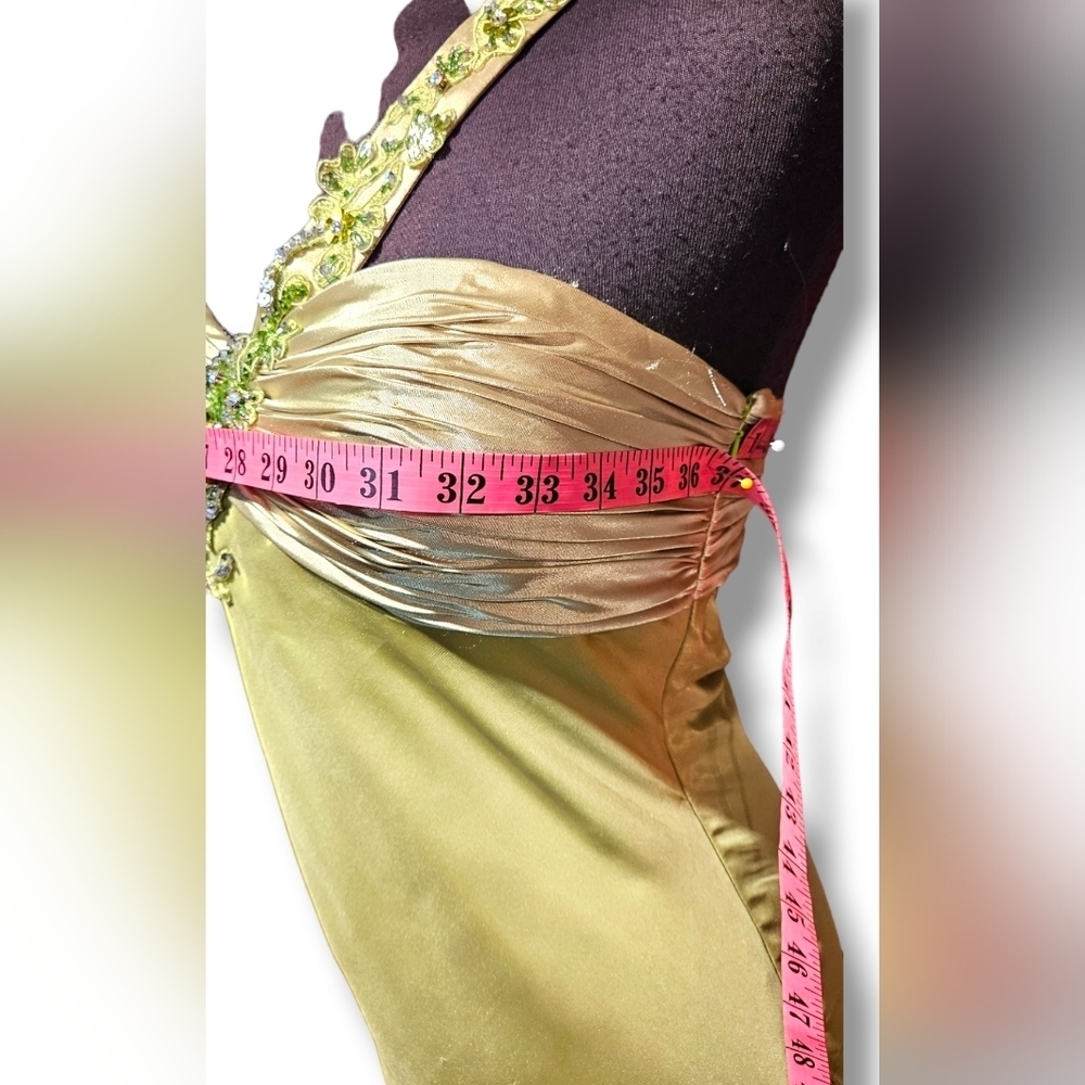 One-shoulder Lime Green evening gown. Size 8. Beading Detail - Picture 5 of 15